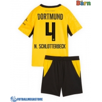 Fotballdrakt Barn Borussia Dortmund Nico Schlotterbeck #4 Hjemmedraktsett 2026-27 Kortermet (+ Korte bukser)